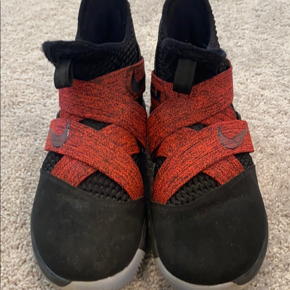 Lebron 12 Soldiers